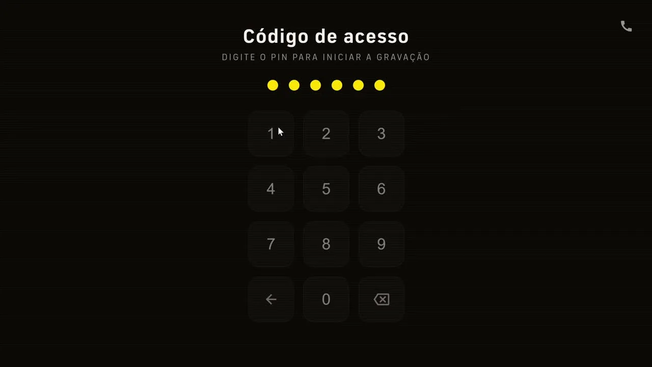 Tela do estúdio pedindo o código de acesso, com teclado numérico